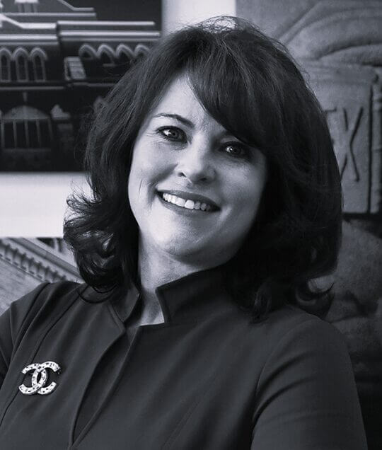 Humphreys, Angela